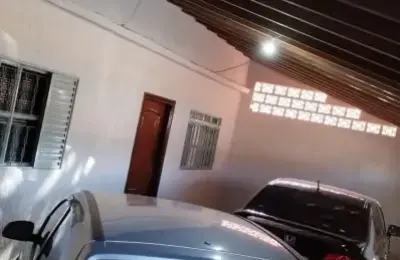 Casa com 3 Quartos à venda, 107m² - Jardim das Colinas