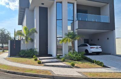 Casa à venda no condomínio Olívio Francischini